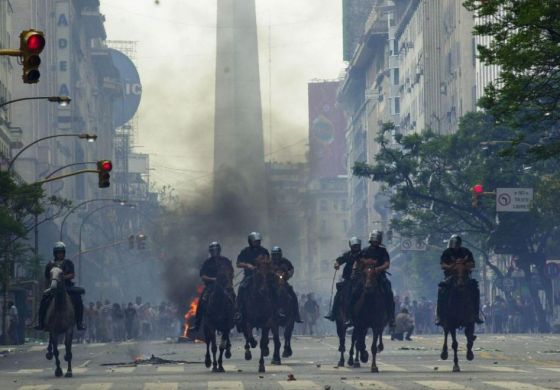 No la ven: Crecen moras en tarjetas de crédito y préstamos y suben los cheques rechazados
