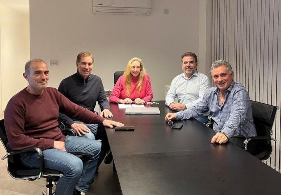 Ritondo y Santilli apuntados por haber regalado el PRO bonaerense