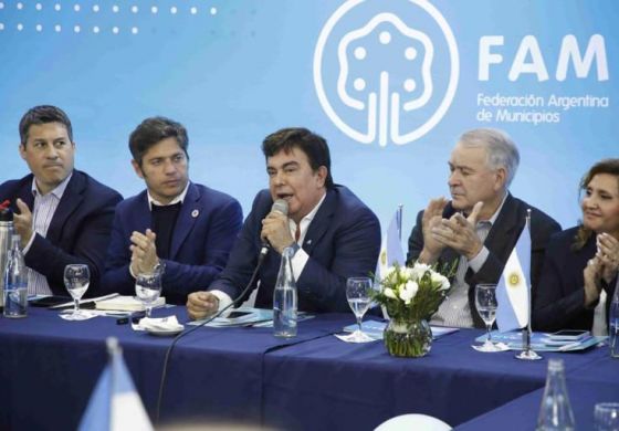 Los intendentes de la FAM reclaman a Milei un cambio urgente en las políticas económicas y sociales