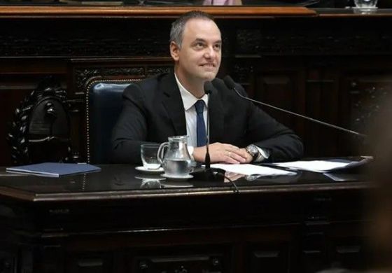 El PRO, la UCR y los gobernadores aliados salvaron a Adorni de la interpelación