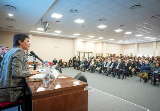 Mayra Mendoza insiste con la necesidad de financiamiento internacional para la obra del arroyo Las Piedras
