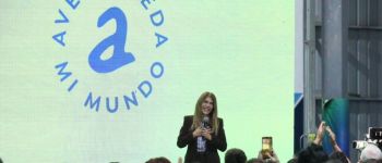 Avellaneda anunció un bono de $100 mil para docentes